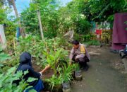 Ketahanan Pangan: Polisi Bantu Warga Optimalkan Pekarangan Rumah