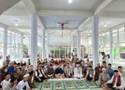 Safari Ramaadhan di Kecamatan Lunyuk, Wakapolres Sumbawa Sholat Taraweh Berjamaah Bersama Masyarkat