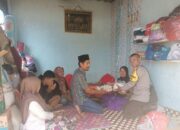 Empati dan Peduli Terhadap Sesama, Bhabinkamtibmas Polsek Woha Salurkan Bantuan Sembako Bagi Korban Kebakaran