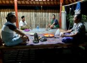 Polisi Sambangi Warga Ronda, Jaga Kamtibmas di Lombok Barat