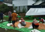 Bantu Proses Pengeringan Jagung Warga Binaan, Bhabinkamtibmas Polsek Soromandi Proaktif Mendukung Program Ketahanan Pangan Nasional