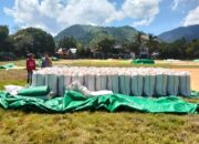 Dukung Program Ketahanan Pangan, Bhabinkamtibmas Desa Sawe Pantau Langsung Proses Jemur Jagung Milik Warga