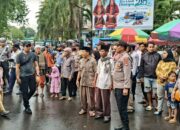 Di Tengah Hujan Deras, Polsek Dompu Amankan Keberangkatan Jamaah Haji Kloter 12 dengan Penuh Haru