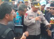 Kapolres Sumbawa Barat dan Kapolres Sumbawa Pimpin Pengamanan pada Aksi Unjuk Rasa Pembentukan Provinsi Pulau Sumbawa