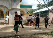 Bakti Religi Polri: Polsek Sekotong Bersihkan Masjid Dusun Taman Sejati