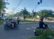Sat Lantas Polres Bima Kota Laksanakan Rawan Pagi, Bantu Penyeberangan Anak Sekolah dan Pejalan Kaki