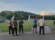 Kapolsek Seteluk Pimpin Pengamanan Liga ASKAB PSSI Sumbawa Barat, Ratusan Penonton Padati Lapangan