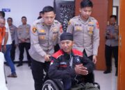 Polda Jabar Gelar Bakti Sosial Terhadap Kaum Penyandang Disabilitas dalam Rangka Menyambut Hari Bhayangkara ke-79
