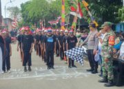 Kapolsek Seteluk Lepas Peserta Pawai Budaya HUT RI ke-80