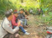 BHABINKAMTIBMAS DESA SEMINAR SALIT DAMPAINGI POLHUT LAKUKAN KROSSING LAHAN DI DUSUN BATU MELIK