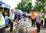 Kapolri Tinjau Pos Command Center, Pastikan Arus Mudik Berjalan Aman dan Nyaman