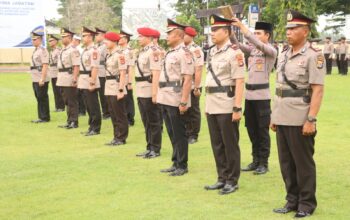 Polres Sumbawa Barat Gelar Upacara Serah Terima Jabatan Sejumlah Pejabat Utama dan Kapolsek