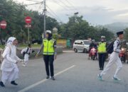 Rawan Pagi Polsek Rasana’e Barat Hadirkan Pelayanan Prima bagi Pelajar dan Masyarakat