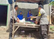 Polri Untuk Masyarakat, Bhabinkamtibmas Polsek Sanggar Salurkan Bantuan Bagi Warga Binaan Yang Kurang Mampu
