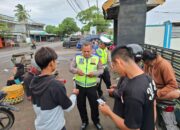 Satgas Preemtiv Ops Keselamatan Rinjani 2025 Polres Lotim Bagikan Stiker, Brosur, dan Beri Reward Helm