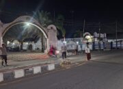Polsek Gerung Amankan Ibadah Tarawih di Masjid Baital Atiq