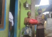 Indahnya Berbagi di Bulan Suci Ramadhan, Bhabinkamtibmas Polsek Woha Salurkan Bantuan Sembako Bagi Warga Binaan