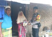 “Sentuhan Hati” Menjelang Hari Kemenangan Bhabinkamtibmas Polsek Madapangga Salurkan Bantuan Sembako Bagi Lansia dan Warga Kurang Mampu
