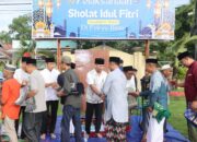 Polres Bima Kabupaten Menggelar Sholat Idhul Fitri Bersama Masyarakat di Lapangan Apel Mapolres Bima
