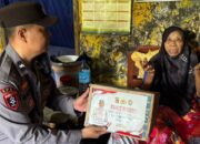 Sentuhan Kemanusiaan di Lembar, Polsek Kawasan Pelabuhan Lembar Bagikan Nutrisi Mantap untuk Lansia