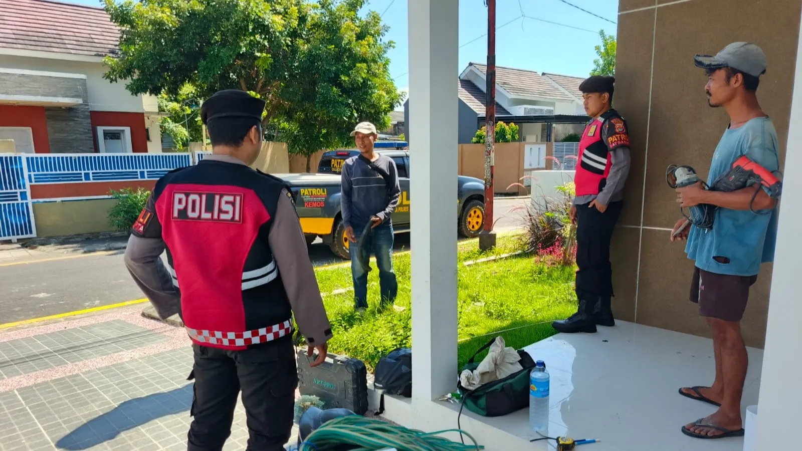 Cukup Telepon 110! Cara Cerdas Polres Lombok Barat Amankan Wilayah Labuapi Melalui Inovasi KEMOS