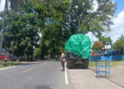 Sinergi Polri dan Bulog, Polsek Lembar Kawal Distribusi Jagung Demi Ketahanan Pangan