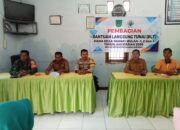Pastikan Bantuan Tepat Sasaran, Bhabinkamtibmas Polsubsektor Palibelo Kawal Penyaluran BLT di Desa Roi