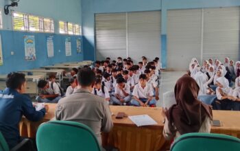 Polres Lombok Barat Turun ke Sekolah, Bekali Ratusan Pelajar Sekotong Mental Disiplin dan Karakter Anti-Narkoba