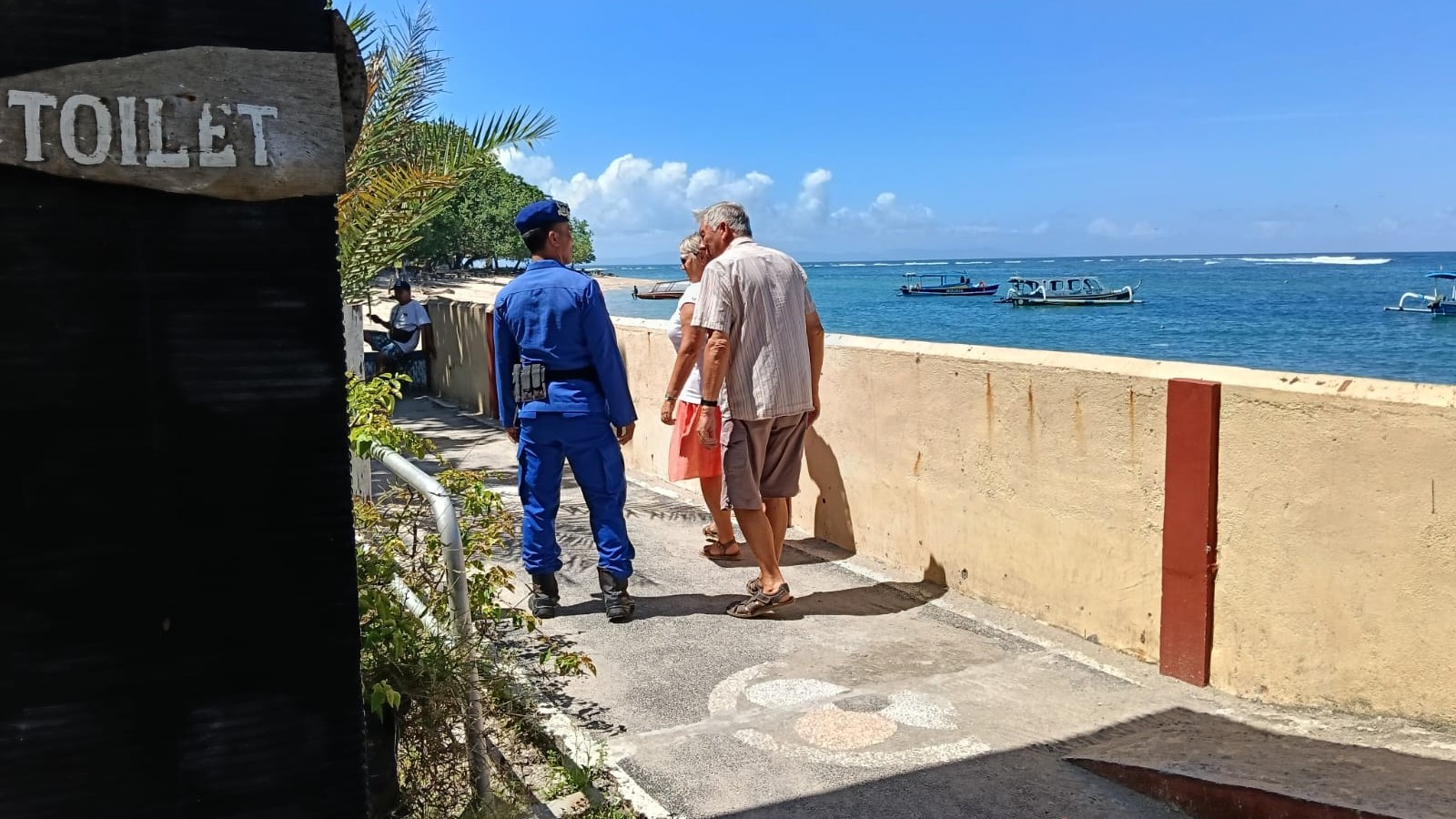 Sat Polairud Polres Lombok Barat Jaga Pantai Senggigi