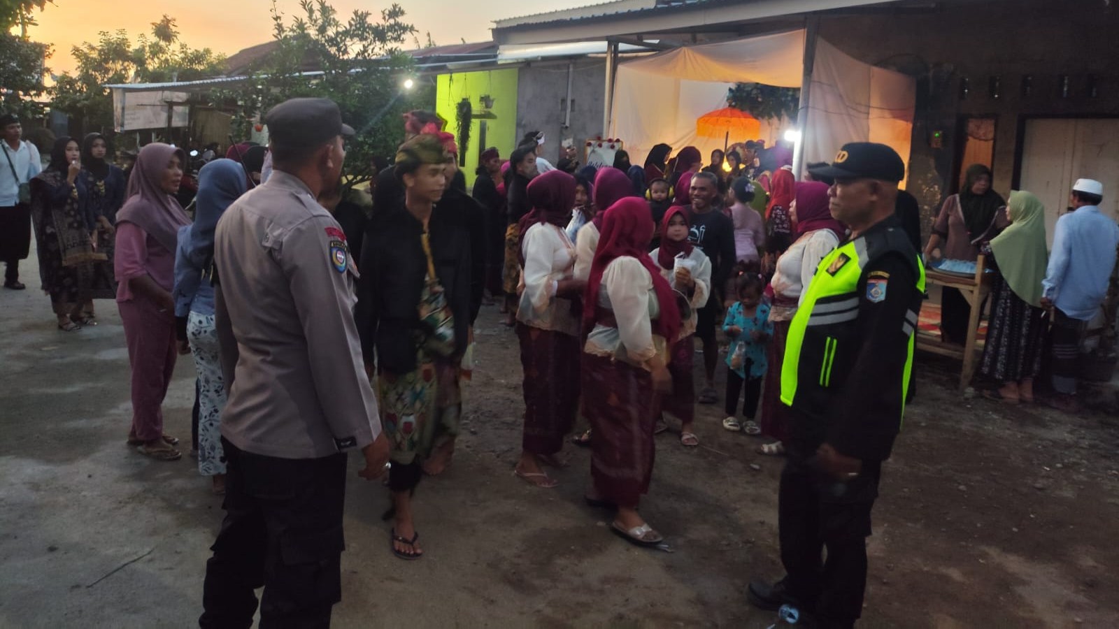 Pengamanan Nyongkolan di Lembar Lombok Barat Aman Terkendali