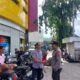 SAT BINMAS POLRES DOMPU LAKSANAKAN SAMBANG DAN HIMBAUAN KAMTIBMAS DI PUSAT PERTOKOAN BOLLY MART