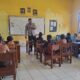 BKTM Polsek Tambora Isi Kekosongan Guru Pelajaran Agama Hindu di SDN 02 Desa Labuhan Kananga Pihak Sekolah: Terimakasih Polisi