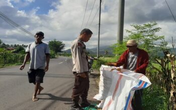 Wujudkan Kemandirian Pangan Desa, Polsek Gerung Kawal Pemanfaatan Lahan Tidur di Lombok Barat