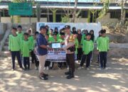 “Police go to School” Bhabinkamtibmas Polsek Woha Jadi Pemateri Orientasi Siswa Baru di MTS Al-Jihad