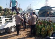 Personel Polsek Kawasan Pelabuhan Laut Bima Perketat Pengawasan Bongkar Muat, Antisipasi Penyelundupan Barang Terlarang