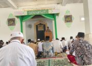 Bhabinkamtibmas Polsek Woha Polres Bima Kabupaten Kembali di Percaya Masyarakat Menjadi Khatib dan Imam Sholat Jum,at