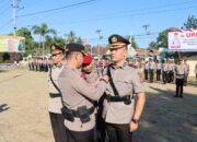 Kapolres Bima AKBP M.Anton Bhayangkara Gaisar S.I.K.M.H.Pimpin Upacara Sertijab Wakapolres Bima